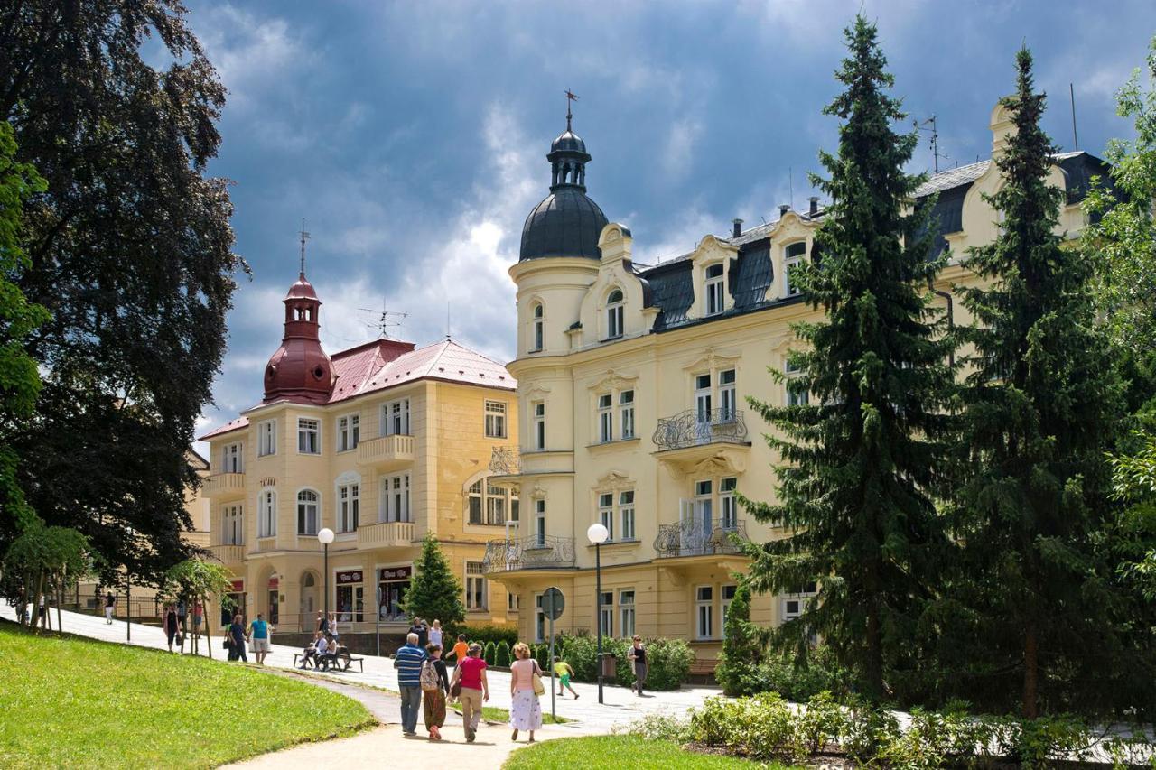 Villa Dagmar Luhacovice Exterior photo